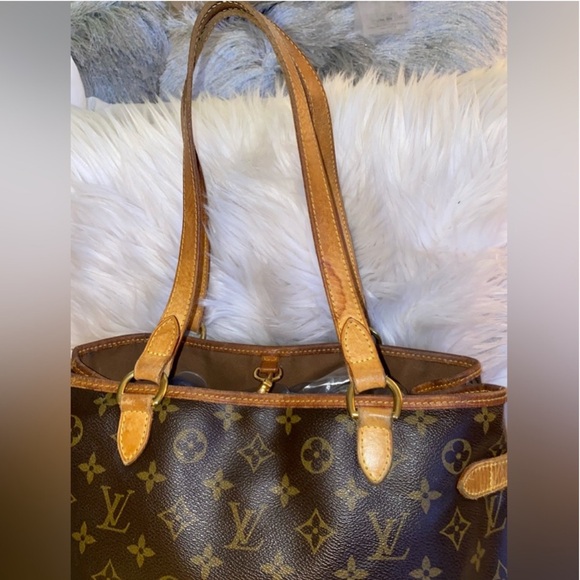 SOLD Louis Vuitton Batignolles Horizontal Monogram Bag, LV (KISS) Wallet - Picture 6 of 16